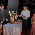 Mr-Deependra-SDingh-Kushwah-Collecetor-Nashik-inaugratring-the-annual-day-function